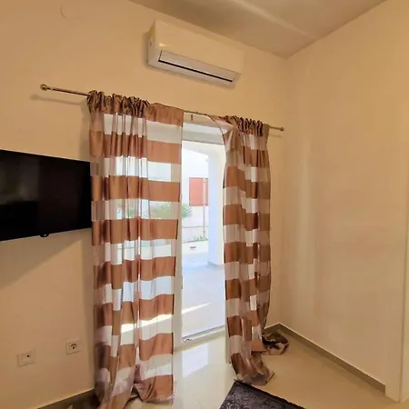 Apartment In - Istrien 44238