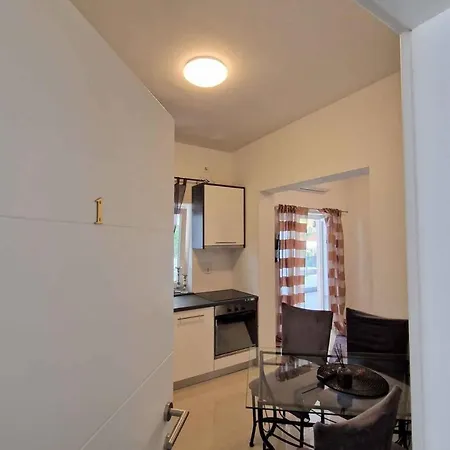 Apartment In - Istrien 44238