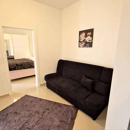 In - Istrien 44238 Apartment Porec